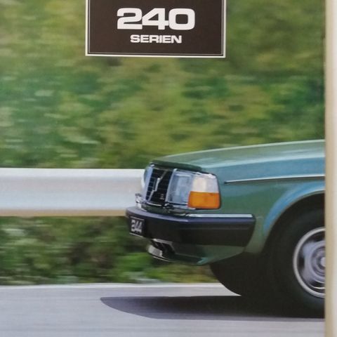 1981 VOLVO 240 Serien -brosjyre. (Svensk tekst )