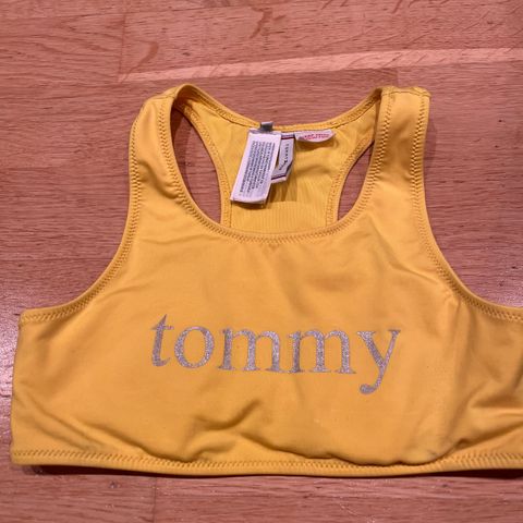 Badetøy str 10-12 år fra Tommy Hilfiger