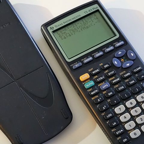 Texas Instruments TI-83 Plus grafisk kalkulator