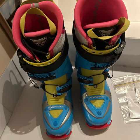 Dynafit TLT6 Mountain WS CR str 37 1/3