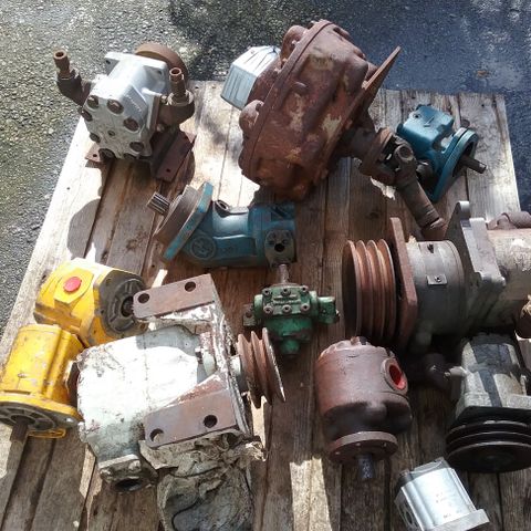 Diverse hydraulikk tilsalgs