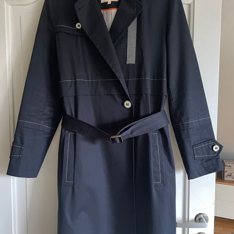 Trench coat; 38/M