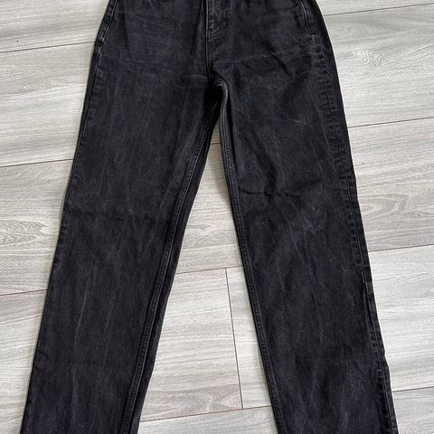 Perfect jeans, Gina Tricot str 34 (34/36)