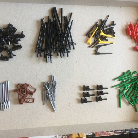 Lego Våpen/utstyr til salgs!