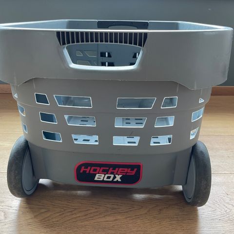 Hockeybox, genial oppbevaring til hockeyutstyr