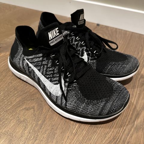 Nike joggesko i str 38,5 - brukt et pr ganger