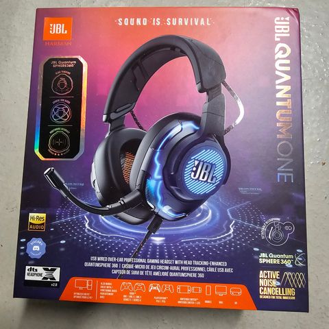 jbl quantum one gaming hadsett