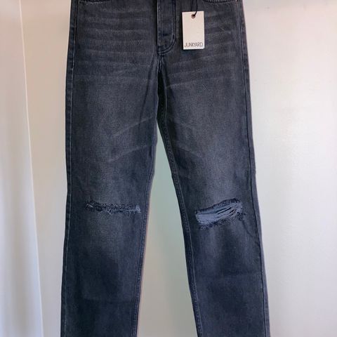 Jeans/dongeri/bukse Junkyard Nevermind jeans Washed black, størrelse 26