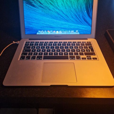 Apple MacBook Air13 - 2014