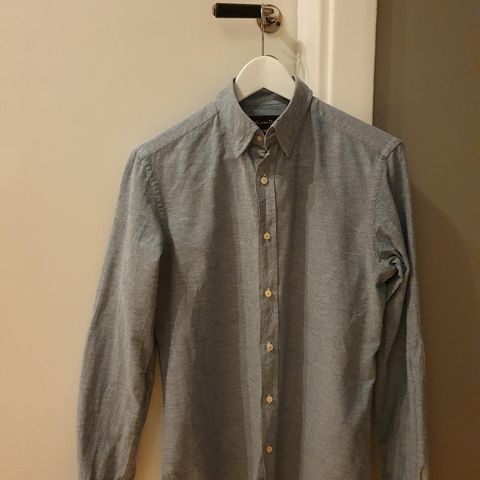 Massimo Dutti skjorte, str M