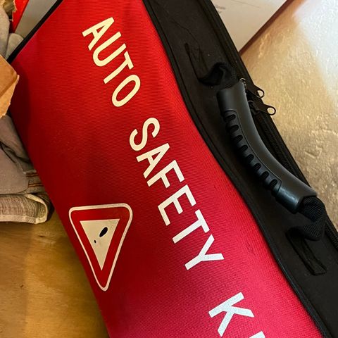 Bil safety set nødsett til bilen