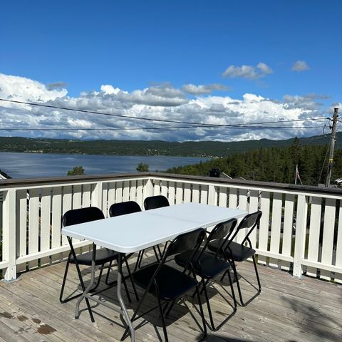 UTLEIE av klappstoler og klappbord / bord stoler