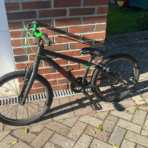 Annonsebilde