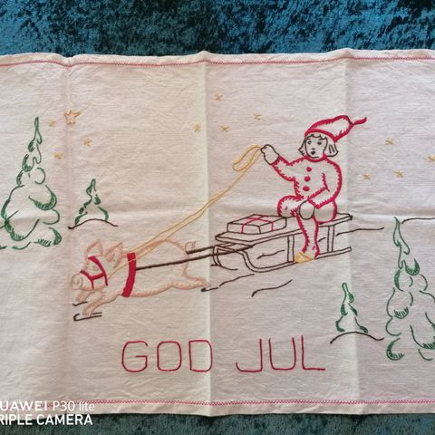 Juleduk eldre årgang, håndlaget, julepynt