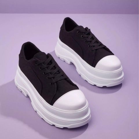 Berness Sneakers