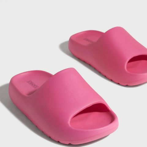 Rosa sandaler