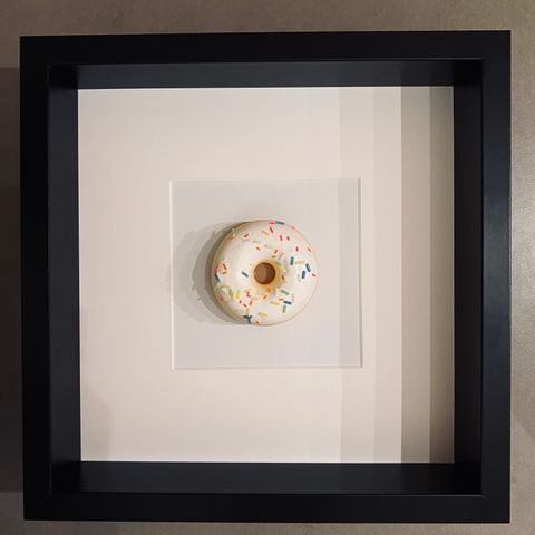 Donut-bilde, håndlaget kunst. Inkludert ramme.