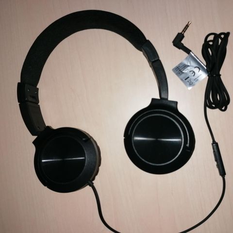 Ny headset selges