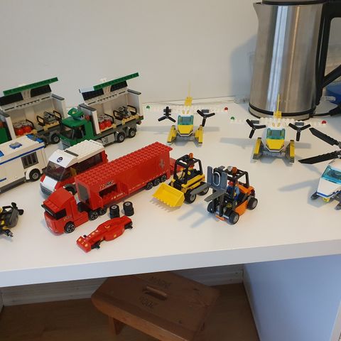 Lego city kjøretøy sett