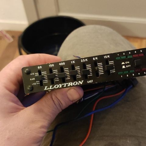 Vintage Lloytron  g407 eq, booster?