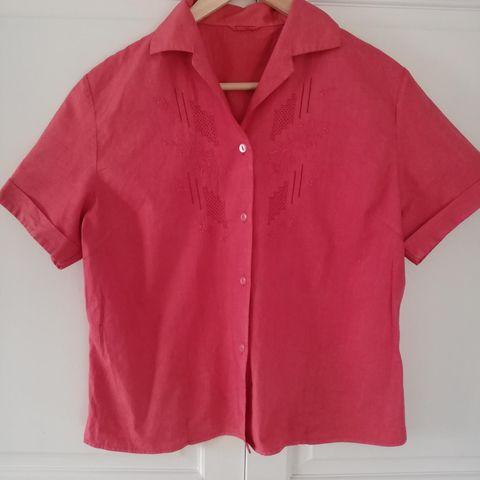 Bluse/skjorte retro/vintage med broderier