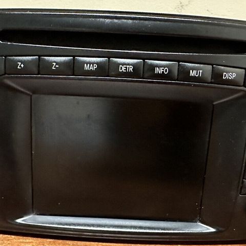 Mercedes Comand 2.0 E  Navigasjon  CD Radio A4638201889