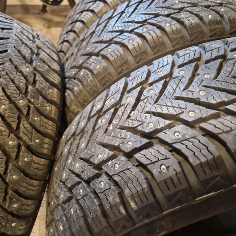 Volkswagen ID3/ID4 - Nokian hakkapeliitta 10 suv 215/55r18