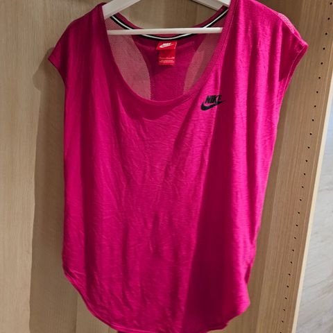 Nike t-shirt str. S