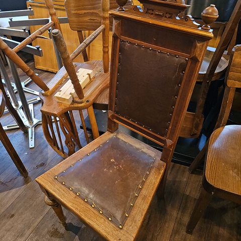 Antikke unike stole
