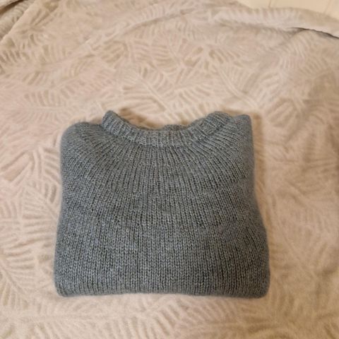 Novice sweater mohair edition!