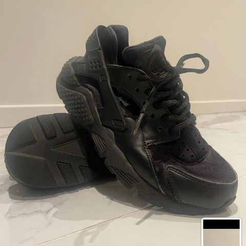 Nike Huarache  sko str 37,5 (36)