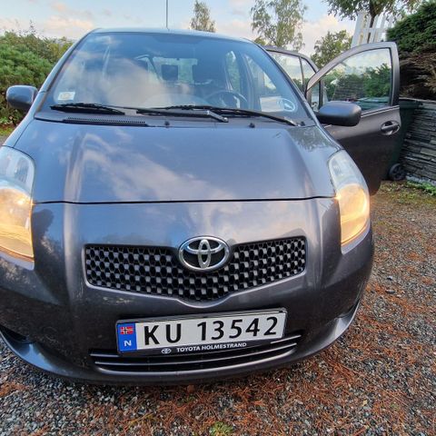 Plukk det du vil for 1000kr Delebil Toyota Yaris 2009 1,4 Diesel 90Hk