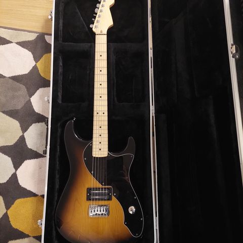 Fender Pawn Shop 70s Stratocaster med Warmoth hals (Hardtail) inkl. kasse