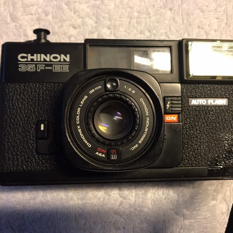 Chinon kamera 35 F EE