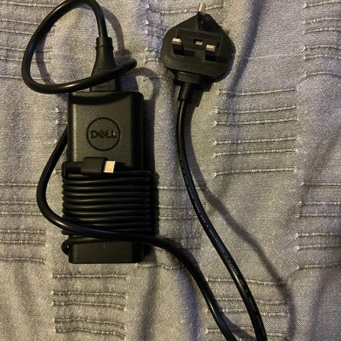 Dell AC adapter 65w