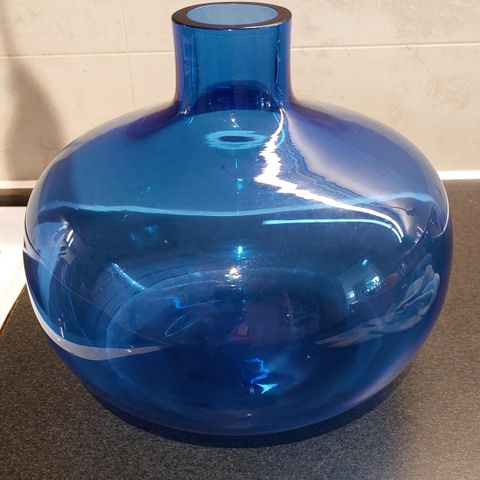 Cobalt blue glass vase/blå vase/decoration