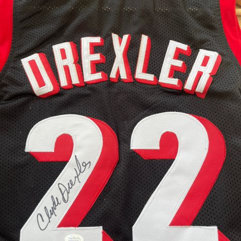 Signert Clyde Drexler Portland Trail Blazers drakt med ekthetsbevis NBA