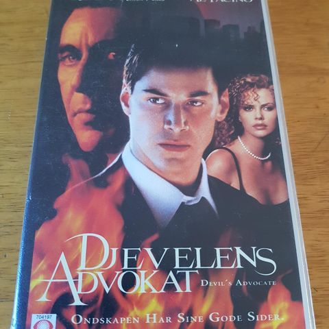 Djevelens Advokat med Keanu Reeves Vhs