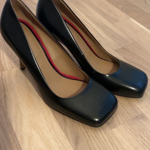 By Malene Birger pumps