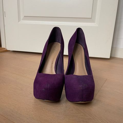 PUMPS STR 39