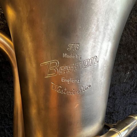 Besson Westminster Euphonium 3 ventiler i matt sølv