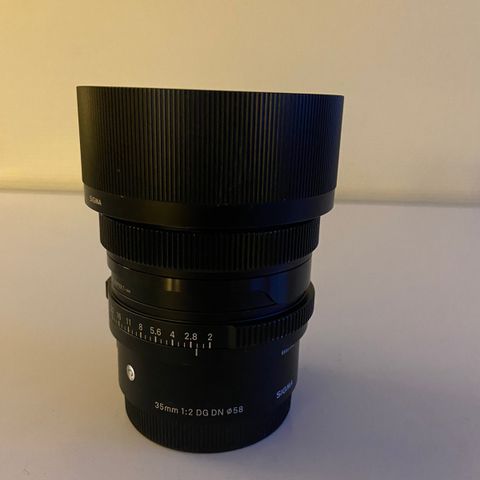 Sony Sigma 35mm f2 DG DN Contemporary lens