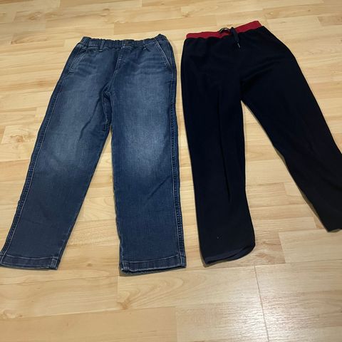 Jeans og Fleece bukser til gutter 8-10 år selges!