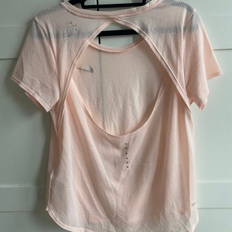 NIKE running t-skjorte