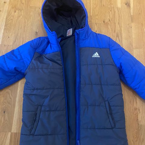 Adidas jakke str 164