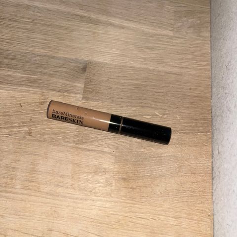 Bare minerals bare skin concealer, tan