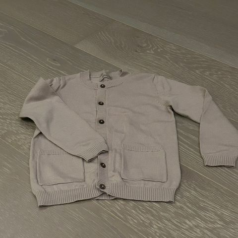 Wheat cardigan med lommer 100% merinoull str 6år