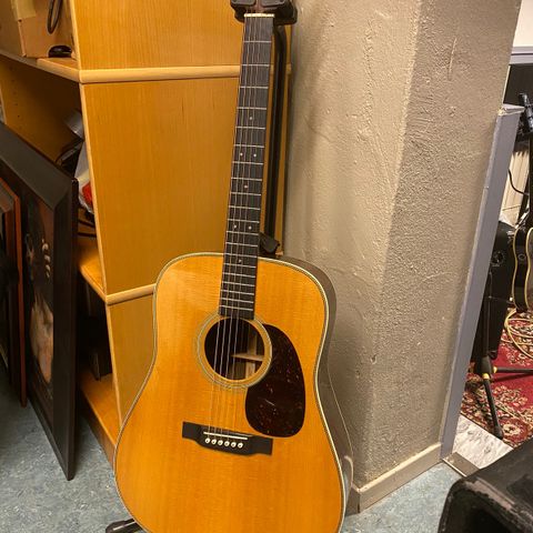 Martin HD-28 gitar til salgs!