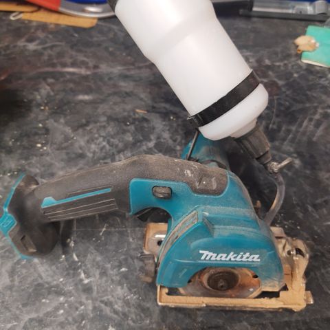 MAKITA flis/glass kutter 10,8V