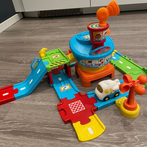 Flyplass «Vtech toot-toot drivers»